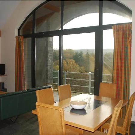 Zonnig Golf Apartment